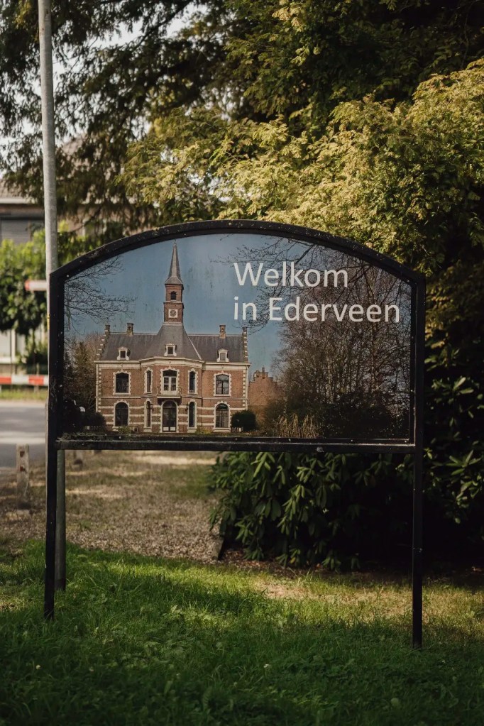 Ederveen town sign marking arrival of the Arknight Shard Cold Foil during the Light and Relic provenance journey to Kai of Cards.